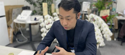“個人で売る”から“組織で勝つ”へ、manebiで変わった営業の視点