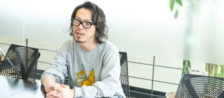【社員インタビュー】クリエイティブで組織を再定義する。環境を整える楽しさと、数字で語るクリエイティブの価値。