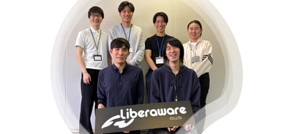 「新人」扱いは、入社まで⁉予算を握り、役員に挑む。新卒2世代がランチで語る、過酷で最高な実戦研修