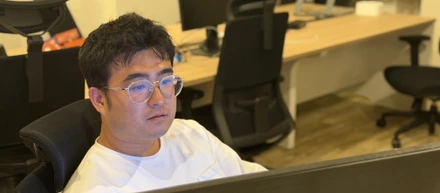 日本初を獲ったインフルエンサーがAlbitの制作部で仕掛ける、次のバイラル | 制作部 | 鈴木侑磨