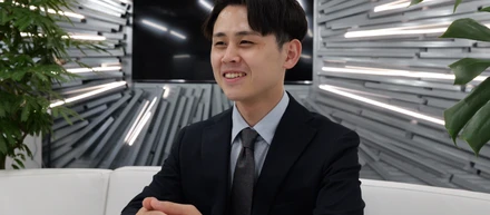 “普通じゃない”は、武器になる。組織に馴染めなかった彼がマーケターとして見つけた、自分の活かし方