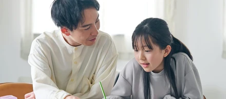 子の不登校などに伴う「休暇・休職制度」を新設 ～こどもが学校に行かない選択をしても、親がキャリアを諦めない社会へ。社員有志のプロジェクト発案で実現～