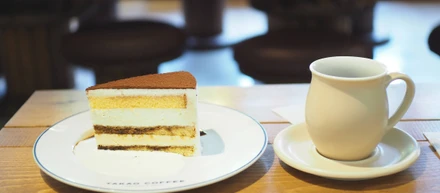 コーヒーは家で飲めばいい。それでもカフェに行く理由