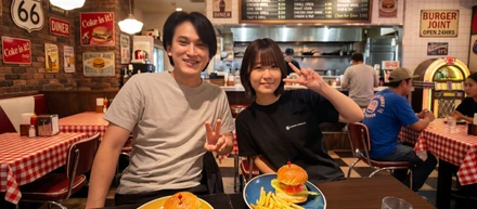 【社風紹介】仕事はバリバリ⚡ご飯はモリモリ！弊社のリアルすぎるランチ事情🍔