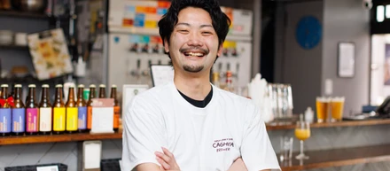 「これって何だ？」── 初めての一人飲みで、おごってもらった日のこと