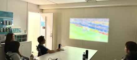 【社内イベント紹介】W杯2026　日本対スウェーデンの試合を社内で観戦しました！