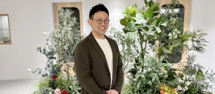 【マーケティング事業部 部長インタビュー】担当者ガチャを仕組みで解決！組織全員で成果を出し続ける強固なチーム論【山元明人】