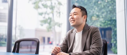 「難しい問題を解きたかった」社労士資格を持つ私が、パトスロゴスで見つけた“自分の力を試せる仕事”