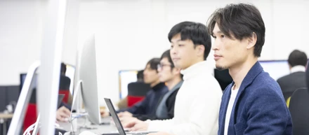 全店最下位だった店長が、2週間で変わった。私たちが動画を数える理由