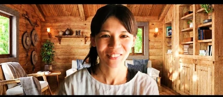 【スタッフインタビュー】「表舞台に立つことだけが貢献じゃない」未経験から参政党広報部へ。デザイナー佐藤が語る、裏方として日本を支えるクリエイティブのやりがい。