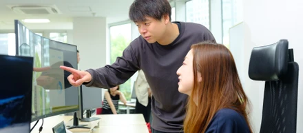 上が決めた数字を追う毎日から脱却。顧客の課題から逆算して、自分で事業をデザインする仕事のリアル（株式会社ＫＡＣＨＩＥＬ）