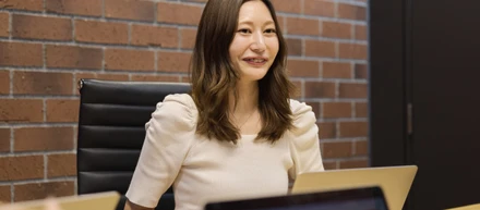 【社員インタビュー #02】未経験から企画部へ。「やってみたい」が仕事の幅を広げた。