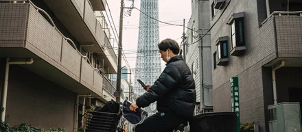 風鈴の鳴る縁側