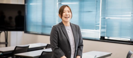 「広報から教員へ。学生一人ひとりに寄り添う、ITエンジニア科教員の想い」