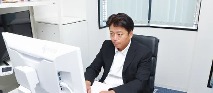 現役エンジニア社長の一日。経営と現場、どう両立している？