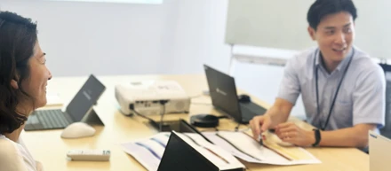 社内勉強会を行っています