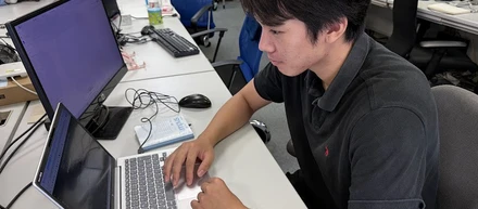 【インタビュー】未経験＆文系からITサービス営業に挑戦！ゼミや趣味と両立しながら就活にも活かせる環境とは？