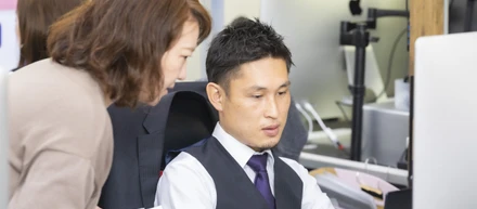答えは、こちらからは言いません