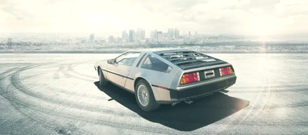 DeLorean（デロリアン）
