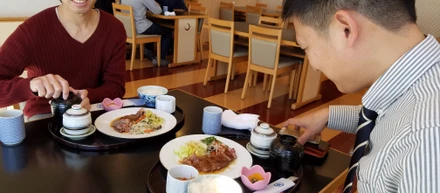 ランチご馳走します！