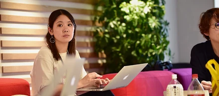 早稲田大学を4ヶ月で中退?!その後渡米した女子大生が新興国と日本を繋ぎながらインターンで経験していることとは