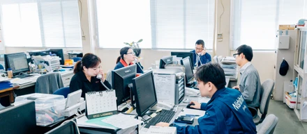 本社営業所で～す！！