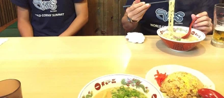 世界コスプレサミット期間中に食べる朝４時の天下一品