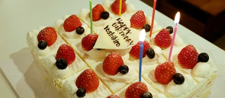誕生日をみんなでお祝い - インテリジェントネットの日常をご紹介