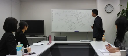 2月5日「働き方改革」「外国人の人材紹介ビジネス」をテーマに第3回勉強会を開催しました！