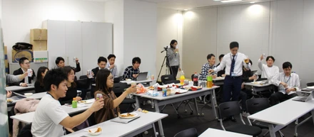 ＜4大LT大会＞ 第13期最後のLT大会『隠し芸大会』が開催されました！
