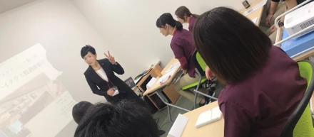 実は知らない？正しい接遇！より良い顧客体験のために、接遇研修を行いました。