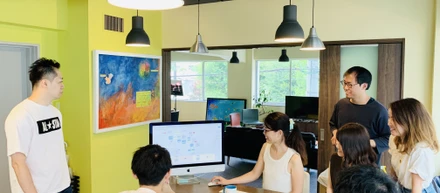 こだわりのオフィスと働き方に密着！LiveSmart虎ノ門オフィスツアー