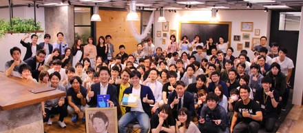 “いいね！”がいっぱい！専務吉岡の33歳の誕生日をお祝いしました