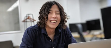 【社員紹介】少人数の自社サービス会社に入った今