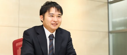 異色の海外経験を糧に、お客さまとJBAをつなぐ一流コンサルタントをめざす
