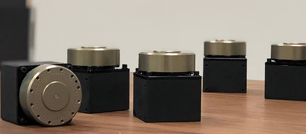 だれもがロボットを使いこなし、社会全体へ浸透する未来を実現する
