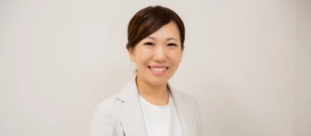 “主婦”から一気に“プロ”へと、越境キャリアに挑んだ、仕事も子育ても楽しみながら輝く女性フォトグラファーが語る仕事への想い。【前編】