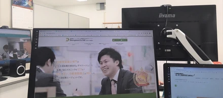 私の席から見える日常～大阪支社・総務より～