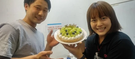 【9月生まれ】の社員のお誕生日をみんなでお祝いしました!!