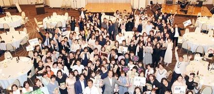 創業85周年記念パーティーの集合写真公開！