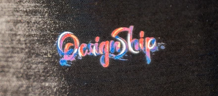 デザインカンファレンス「Designship2019」のスタッフユニフォーム製作を支援　～デザイナーと共にオリジナルシャツとスカーフを製作～
