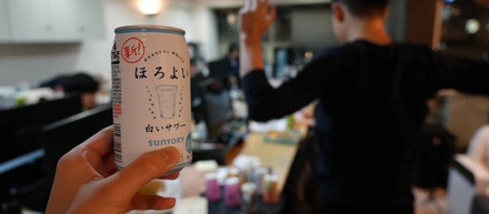 金曜の夕方から“お酒”で乾杯？！急成長ベンチャー、株式会社LLL流の締め会とは！