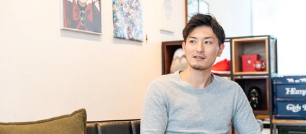 【Interview】Media Planner 佐々木 智 - QTとCCIによる合弁会社MEDIATORで働くこととは -