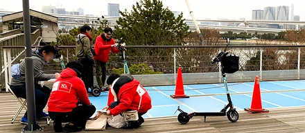 お台場のデックス東京ビーチで電動キックボードの試乗会を行いました