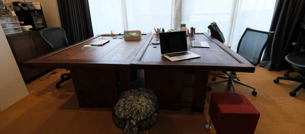 移転に伴い、手作りで温かいオフィス造りへ。