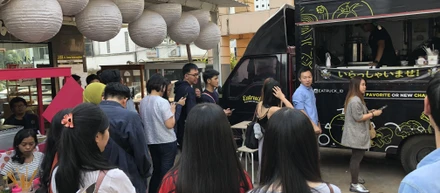 インドネシアでフードトラック事業に挑戦