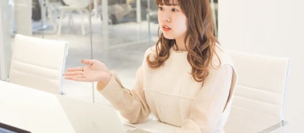 歯科衛生士からマーケターに。異業種からの転職の壁を乗り越えた私の「SNS×アパレル」への強い想い