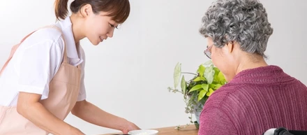 就活に迷っているなら資格取得から！介護職員初任者研修無料キャンペーン