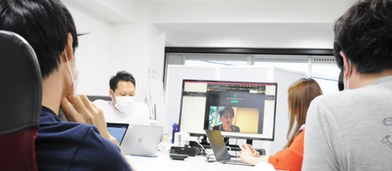 会社やサービスの方針はどんな風に決まるの？CSチームの内容も交えつつ、OKR発表会の様子をレポートします！