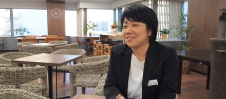 社員インタビュー「初の女性エンディングプランナーにして、社長の直弟子。そんな一児の母が今鍛えるのは、"妄想力"！？」